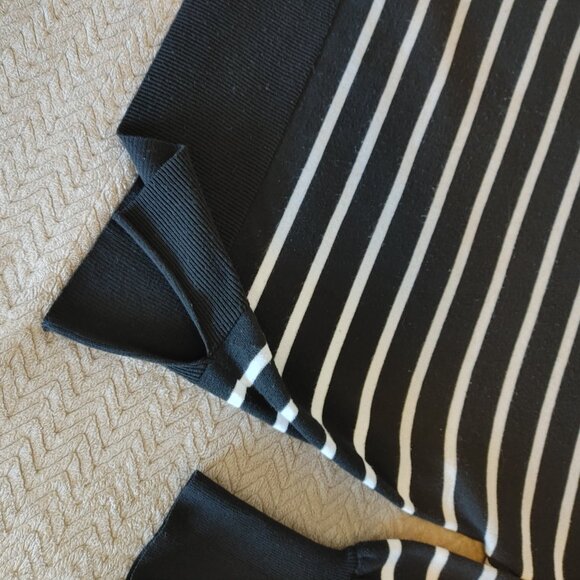 Women's Lounge Long Sleeve Striped Top - Picture 8 of 15